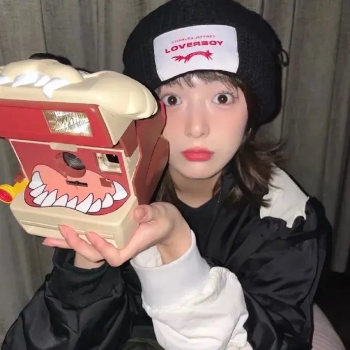沉默的姑娘