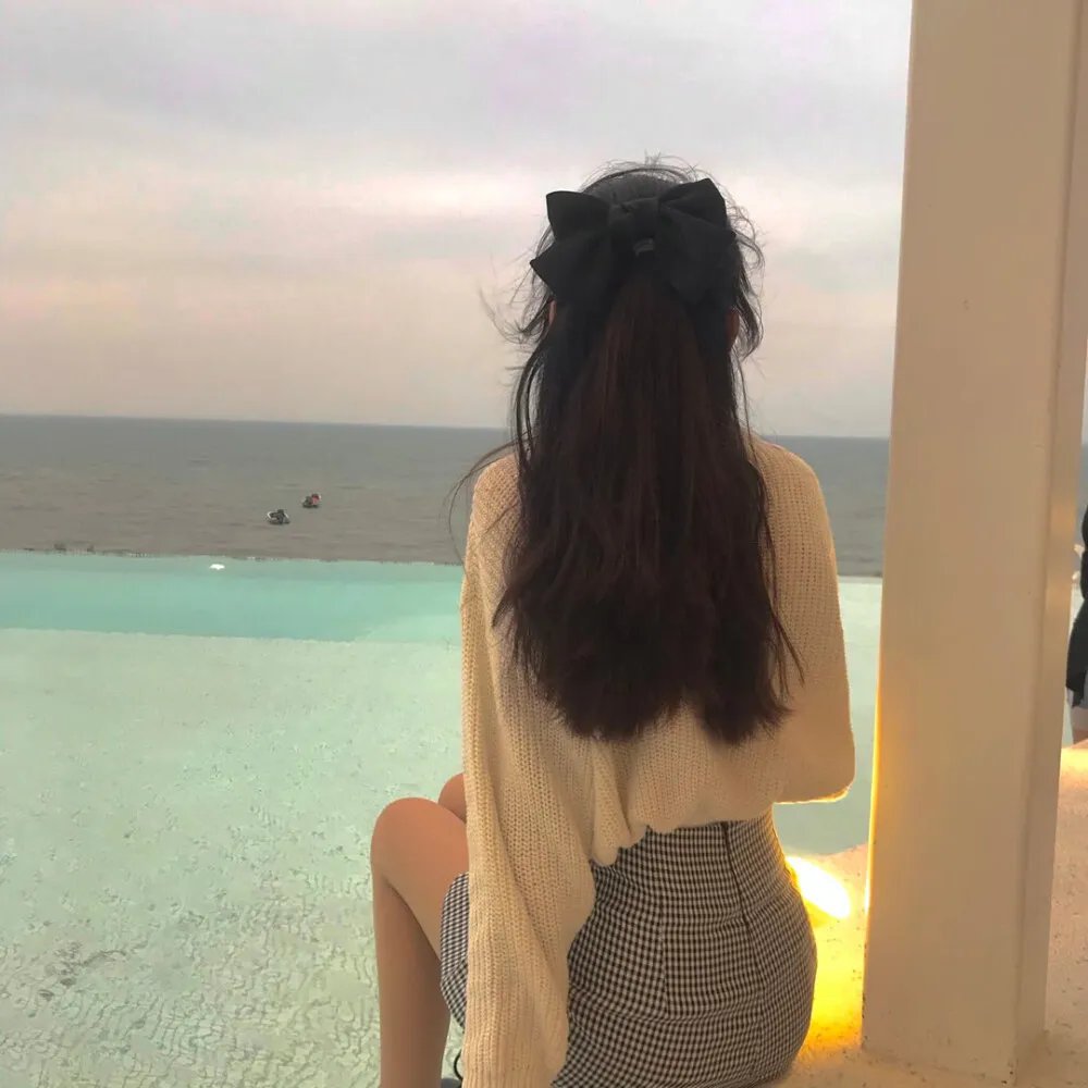 不装了,我比英雄还强